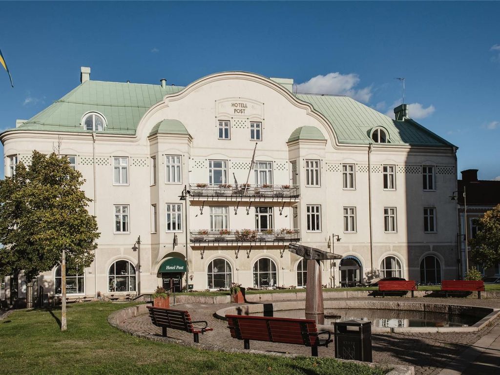 Home Hotel Post