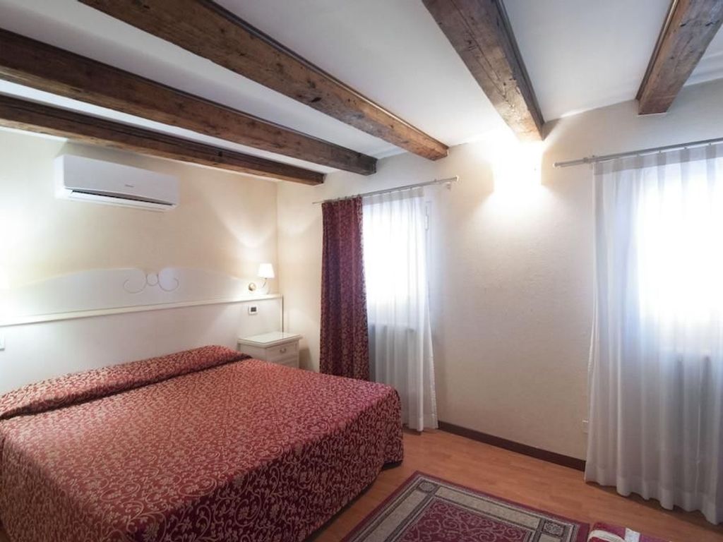 Venice Resorts