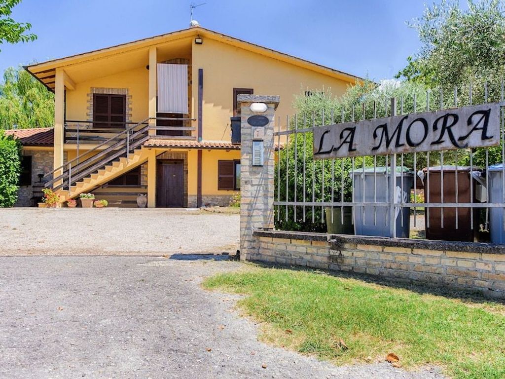 Agriturismo La Mora