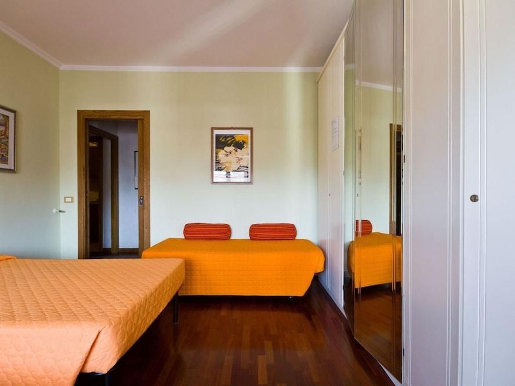 B&B Davila 25