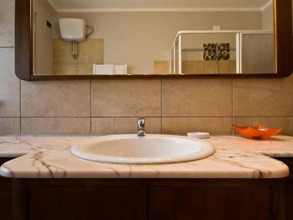 B&B Davila 25