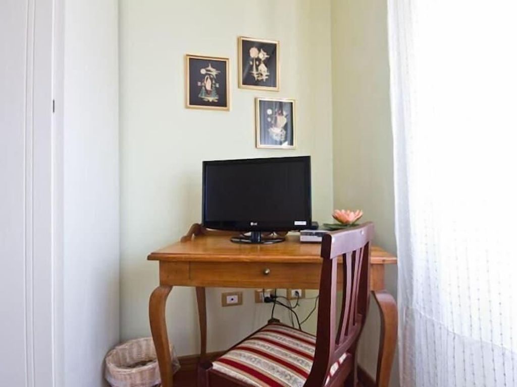B&B Davila 25