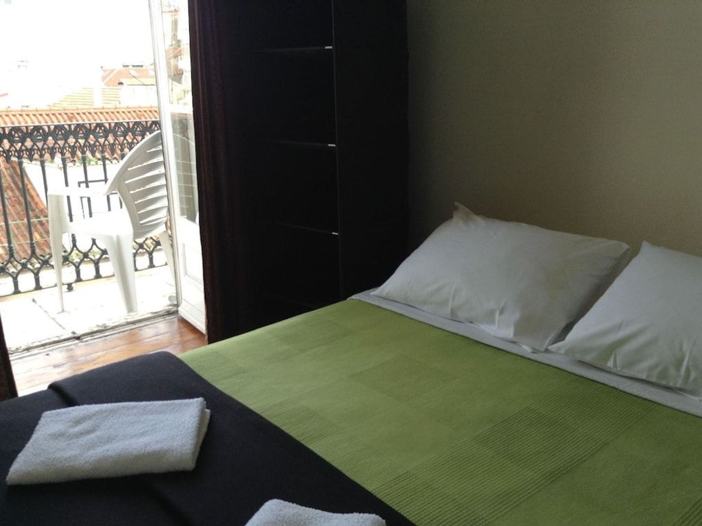 Lisbon RiverView Hostel