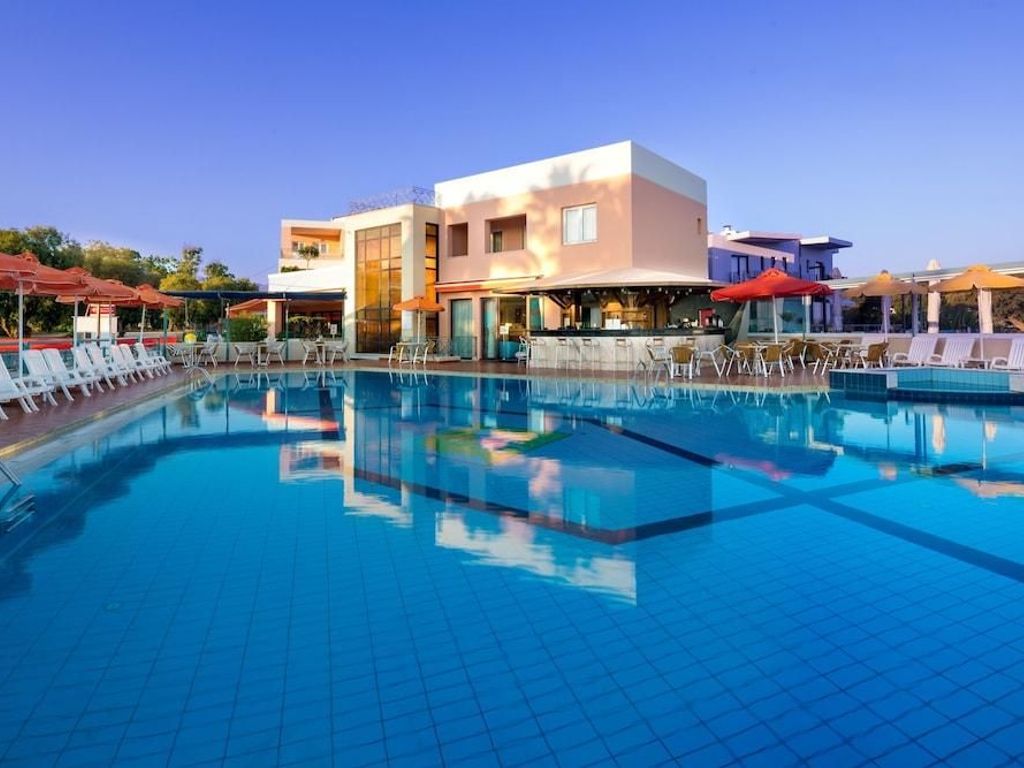 Ilianthos Village