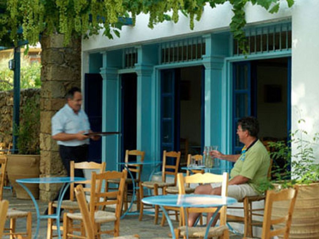 Kernos Beach Hotel and Bungalows