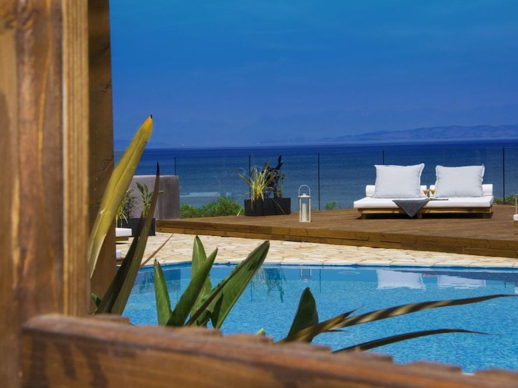 Ionian Eye Design Studios & Spa