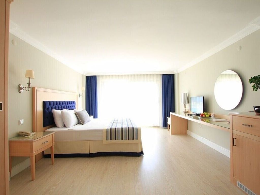 Palm Bay Beach Hotel