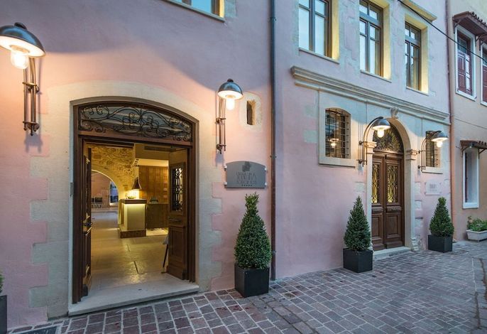 Serenissima Boutique Hotel