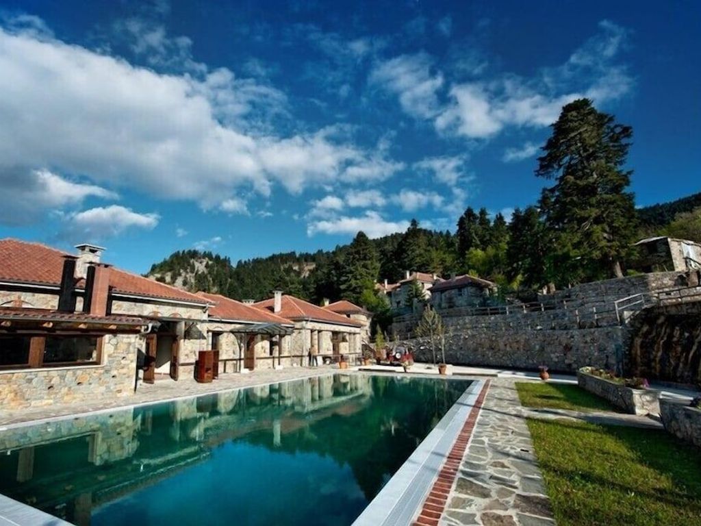 Montanema Handmade Village
