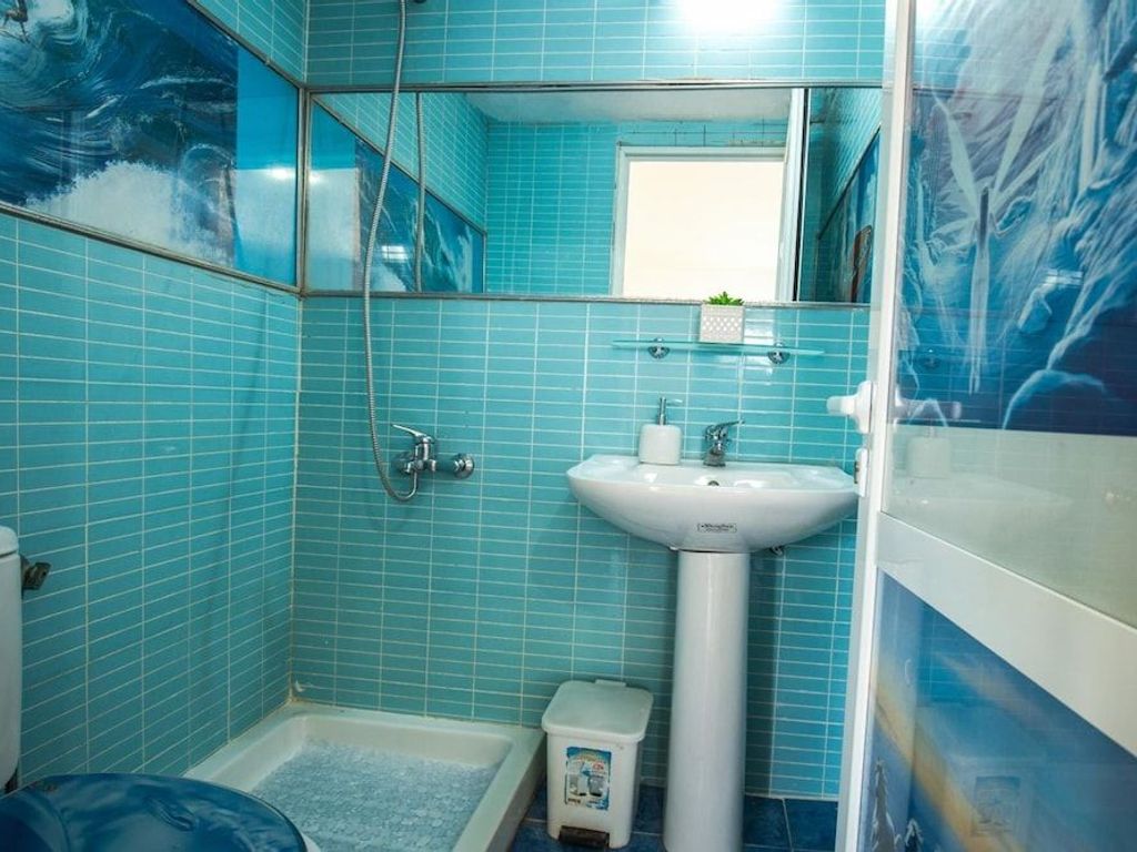 Aqua Marine