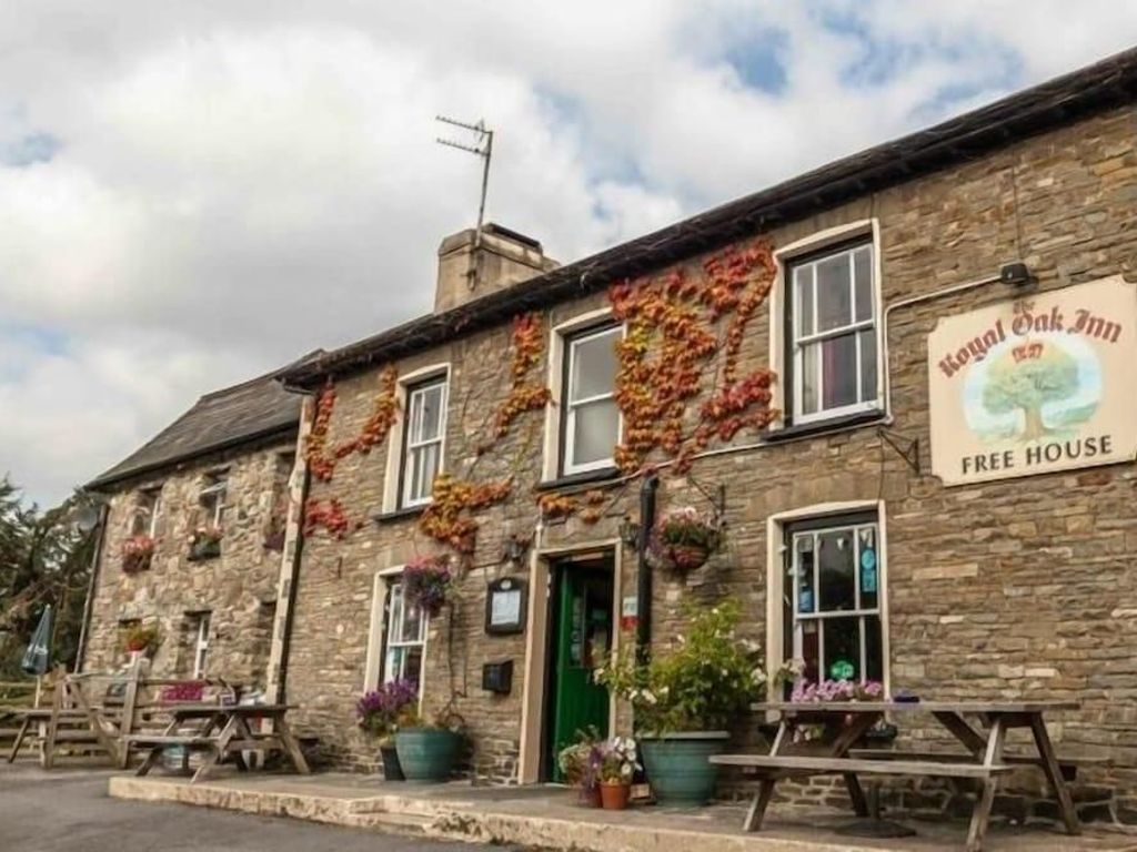 The Royal Oak Inn