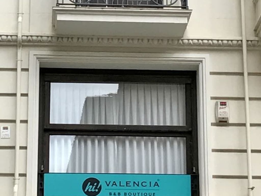 Hi Valencia Boutique