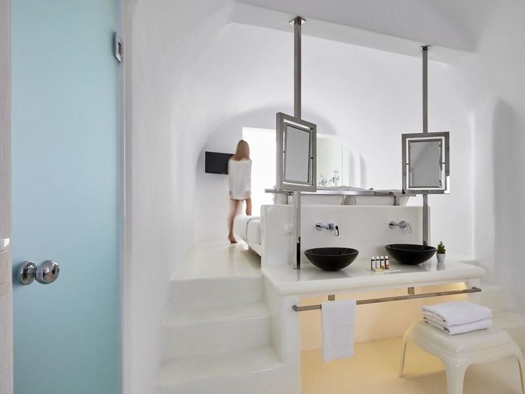 Oia Collection Boutique Suites