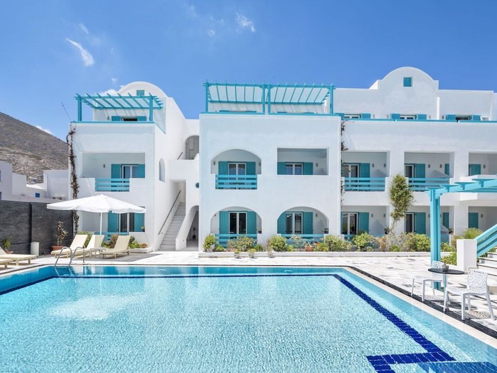 Santellini Hotel