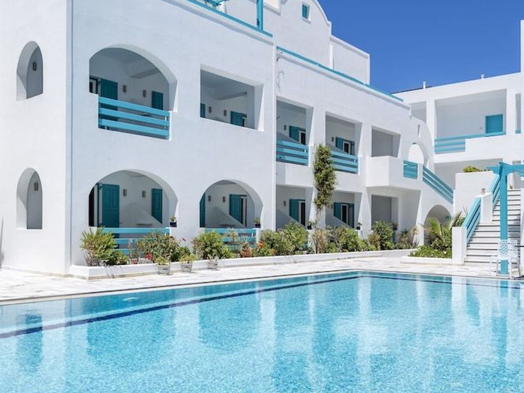 Santellini Hotel