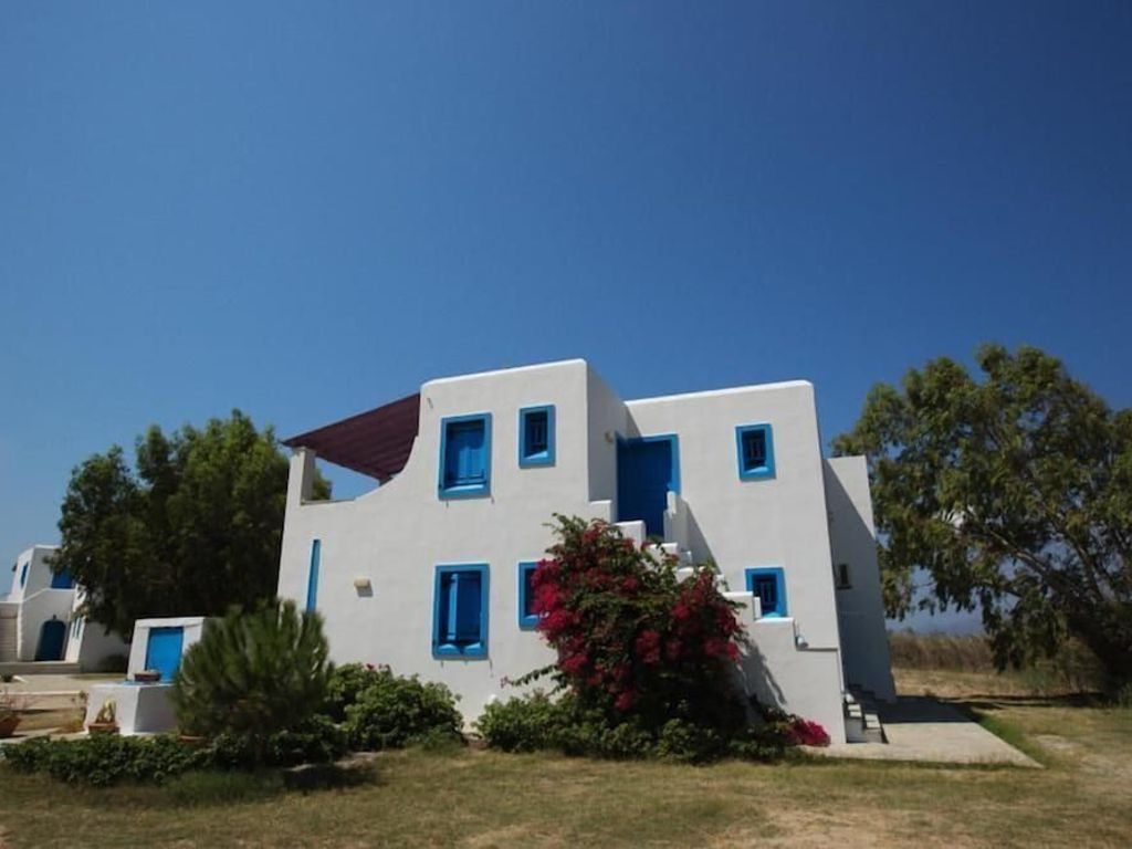 Lianos Studios
