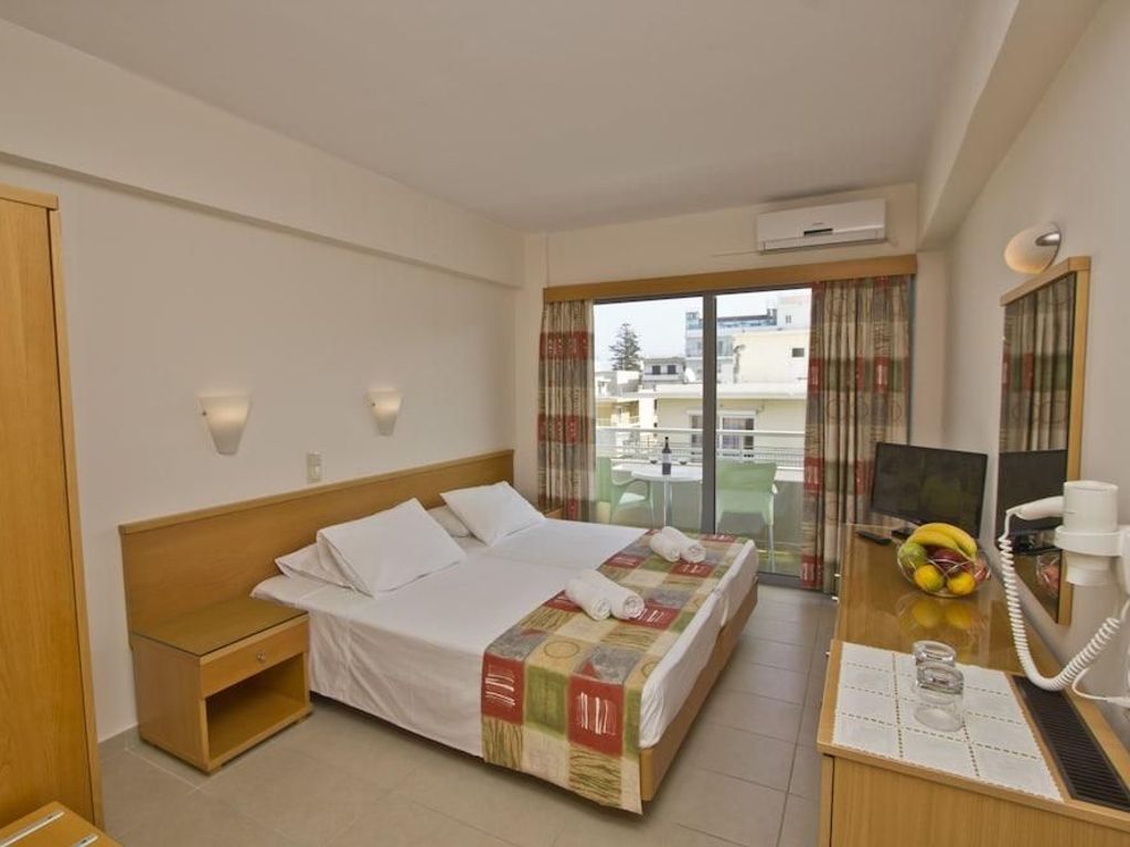 Nafsika Hotel
