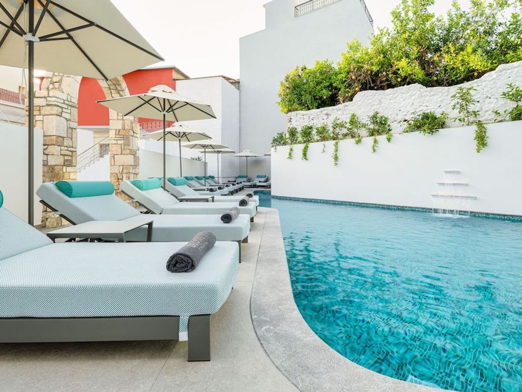 Dioni Boutique Hotel