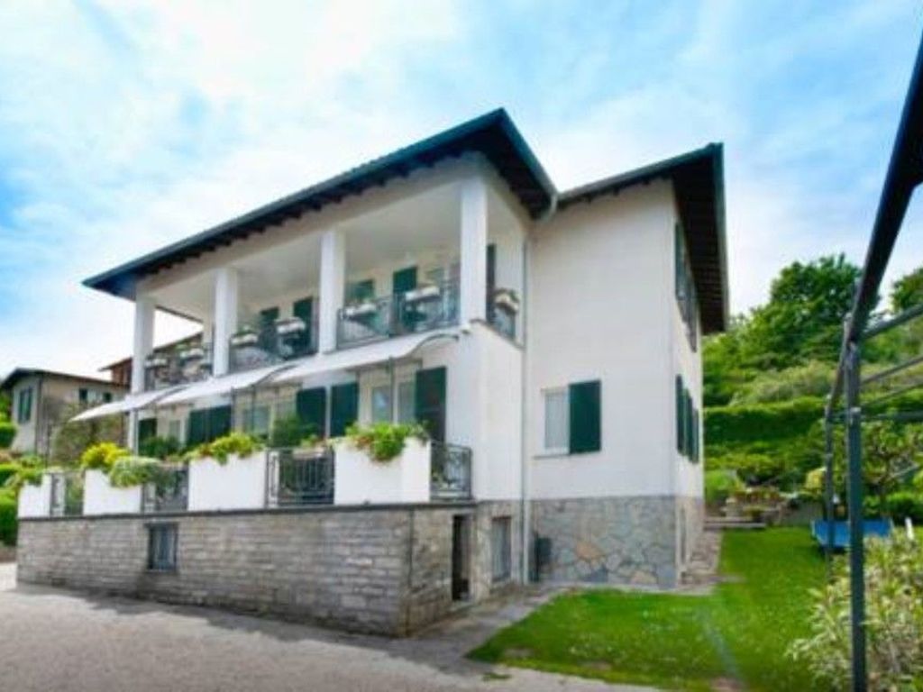 Miralago B&B and Apartments