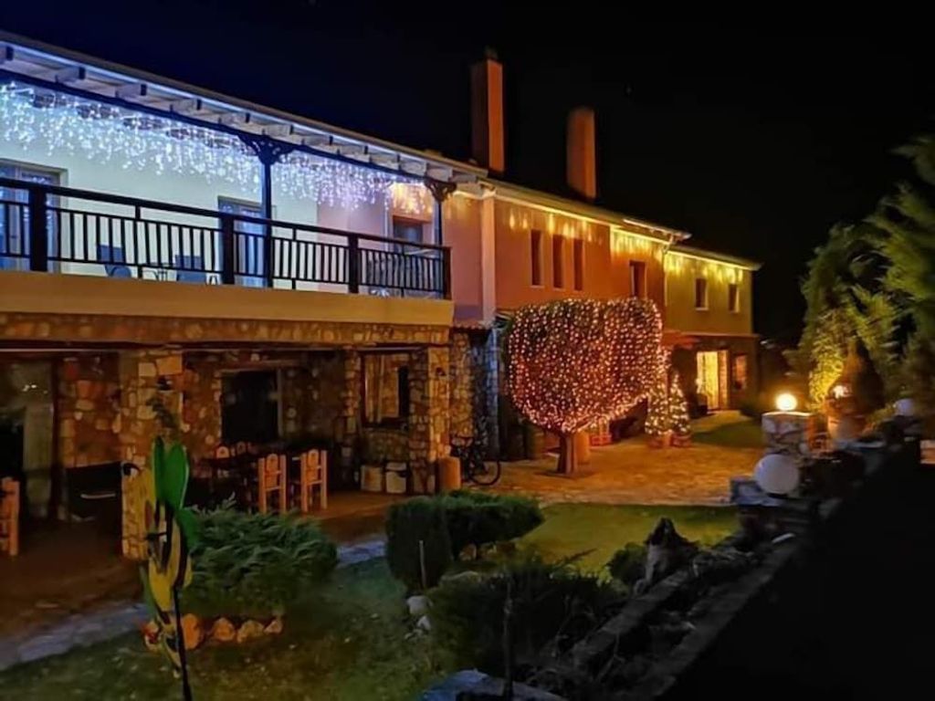 Aloni Hotel