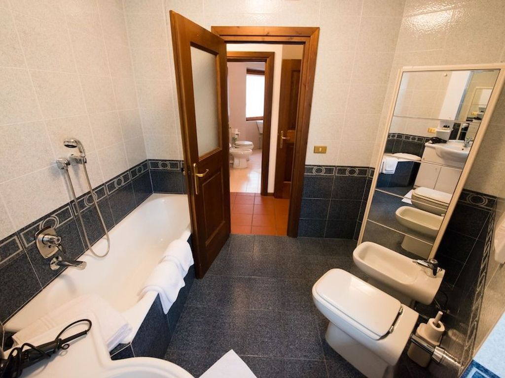 Alpen Hotel Chalet - Valdidentro