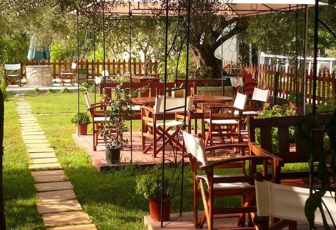 Avra Hotel