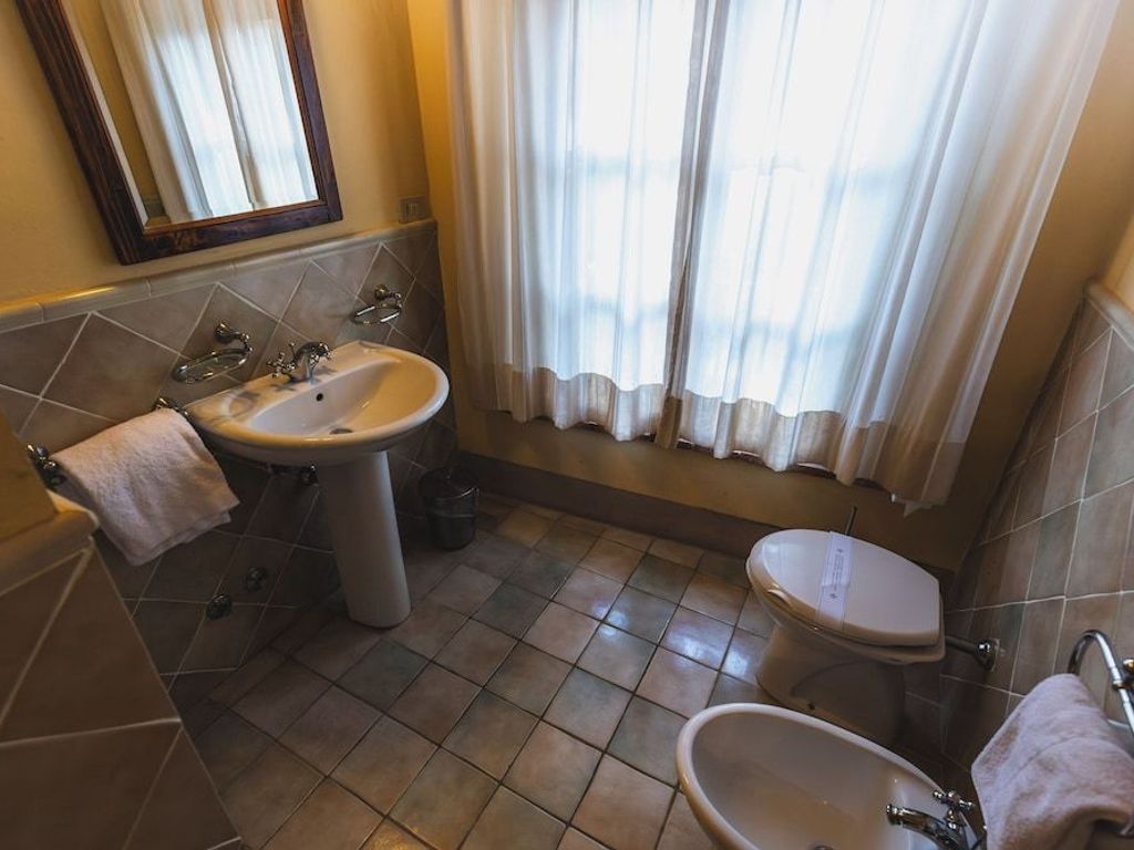 Borgo Di Colleoli Resort