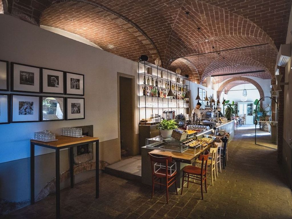 Borgo Di Colleoli Resort