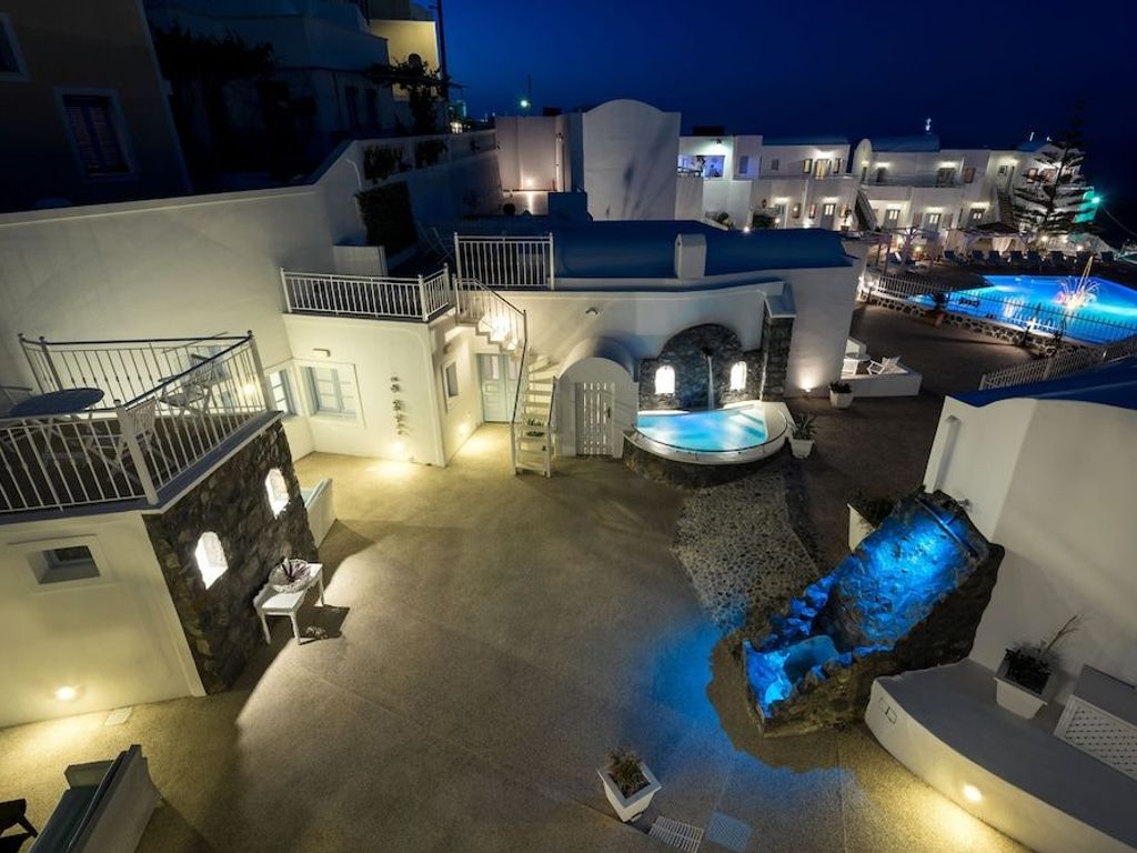 Dream Island Hotel