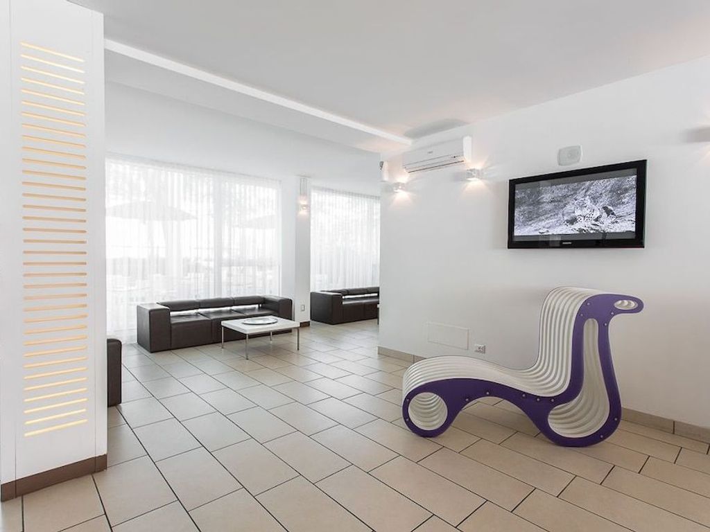Mokambo Shore Design Hotel