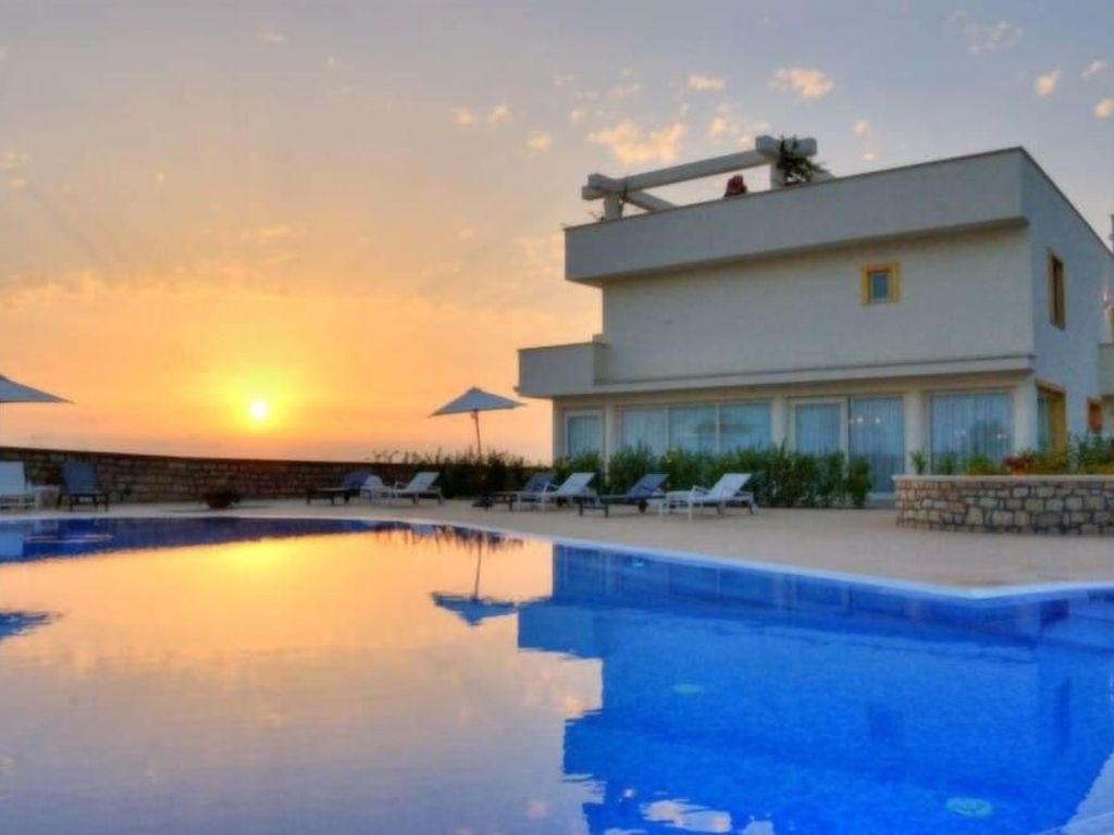 Bouganville Palace Hotel