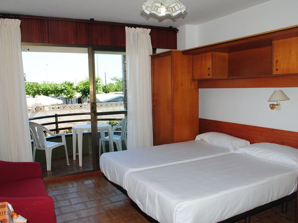 Apartamentos Turisticos Suaces