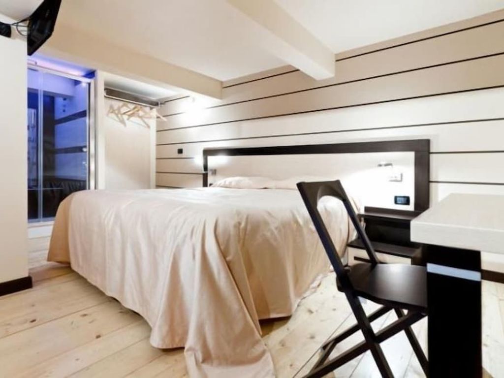 Suite & Residence Absolute