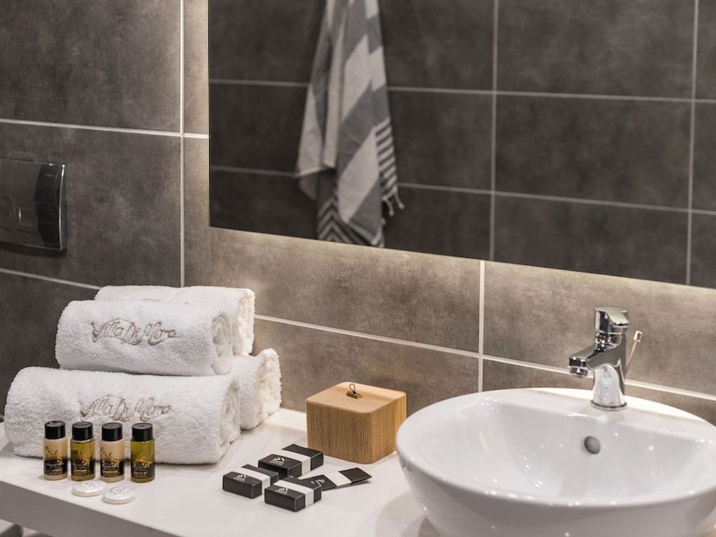 Villa Di Mare Seaside Suites