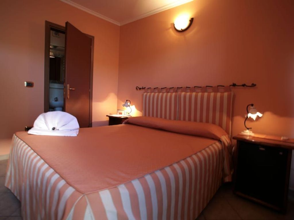 Airport Hotel
