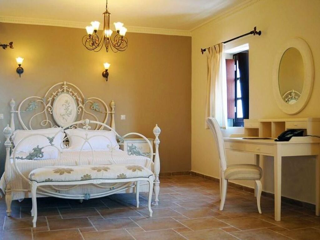 Areos Polis Hotel