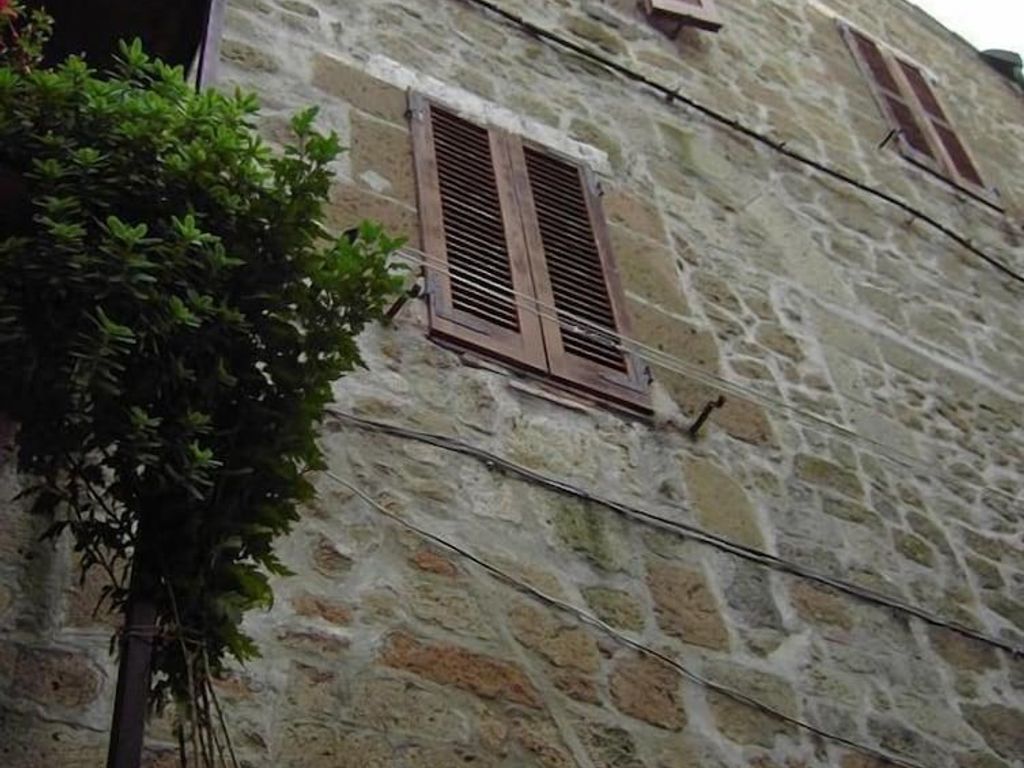 Etruscan House
