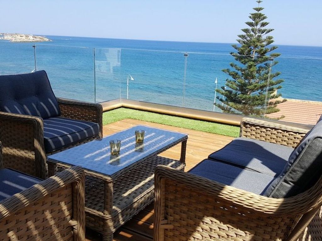 Petra Beach Hotel