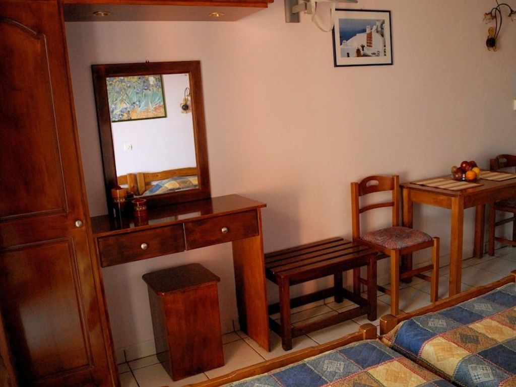 Stefanos Place