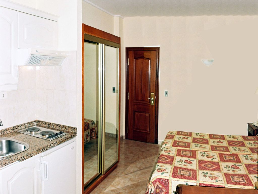 Hotel Tropical