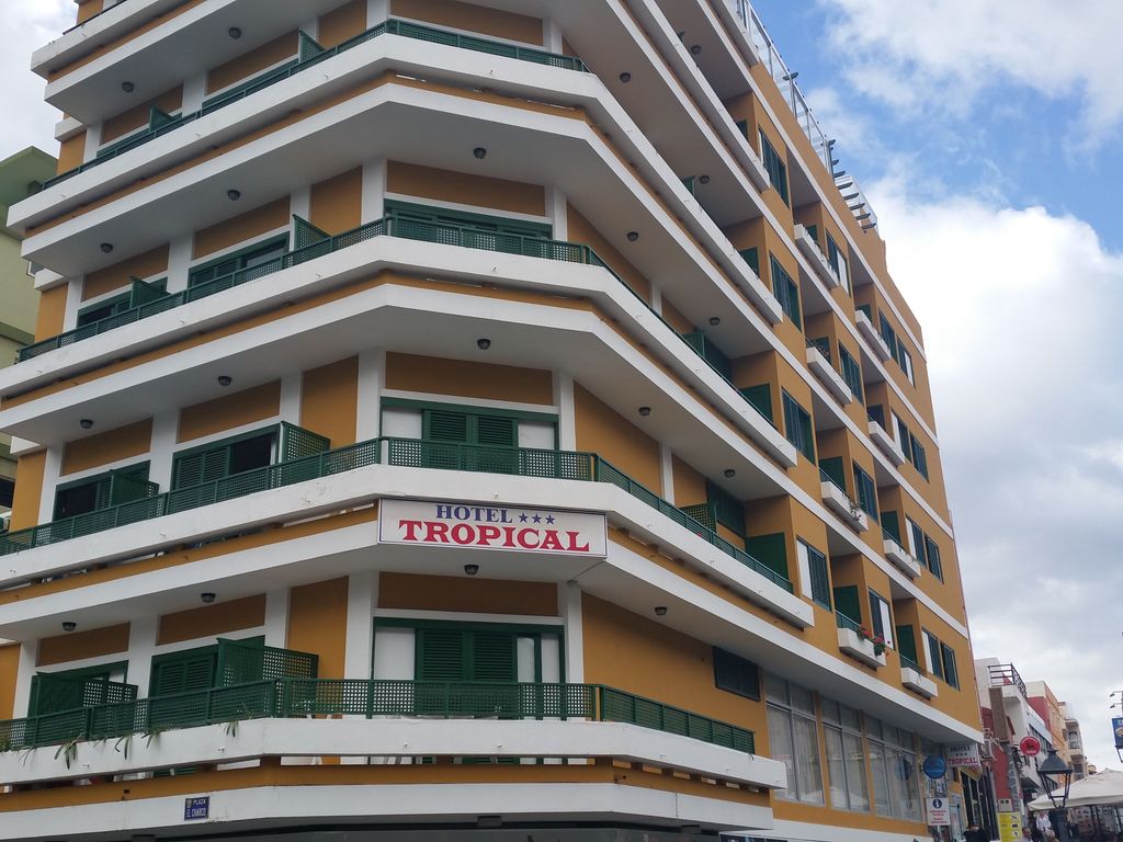 Hotel Tropical