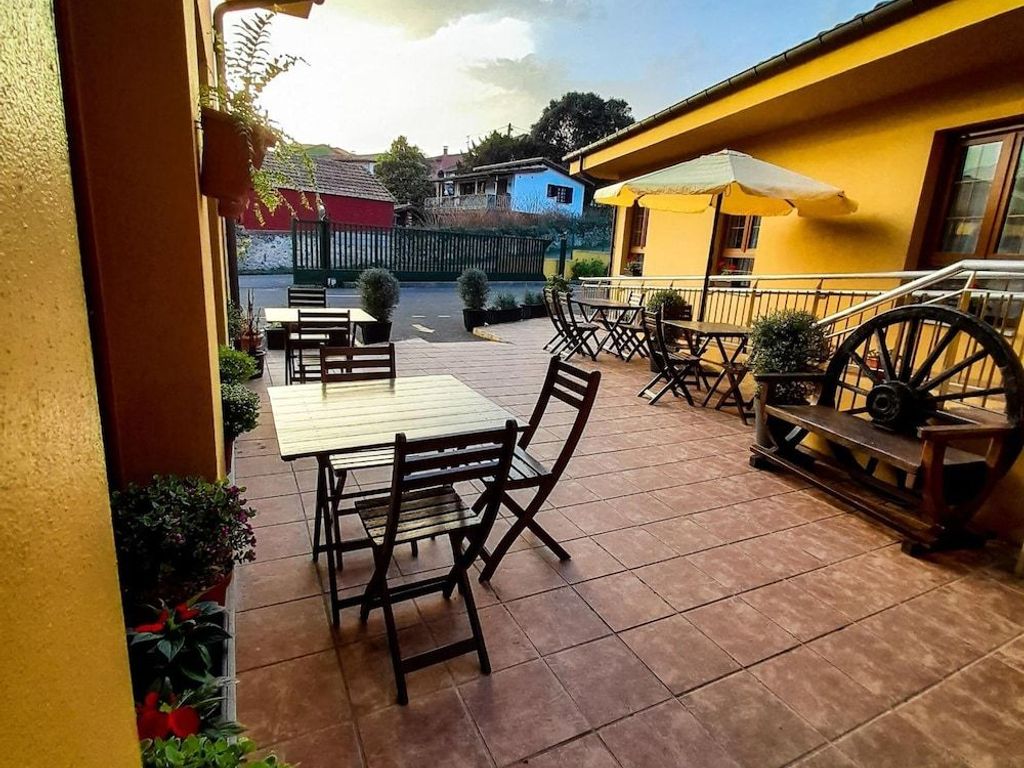 Hotel Pugide