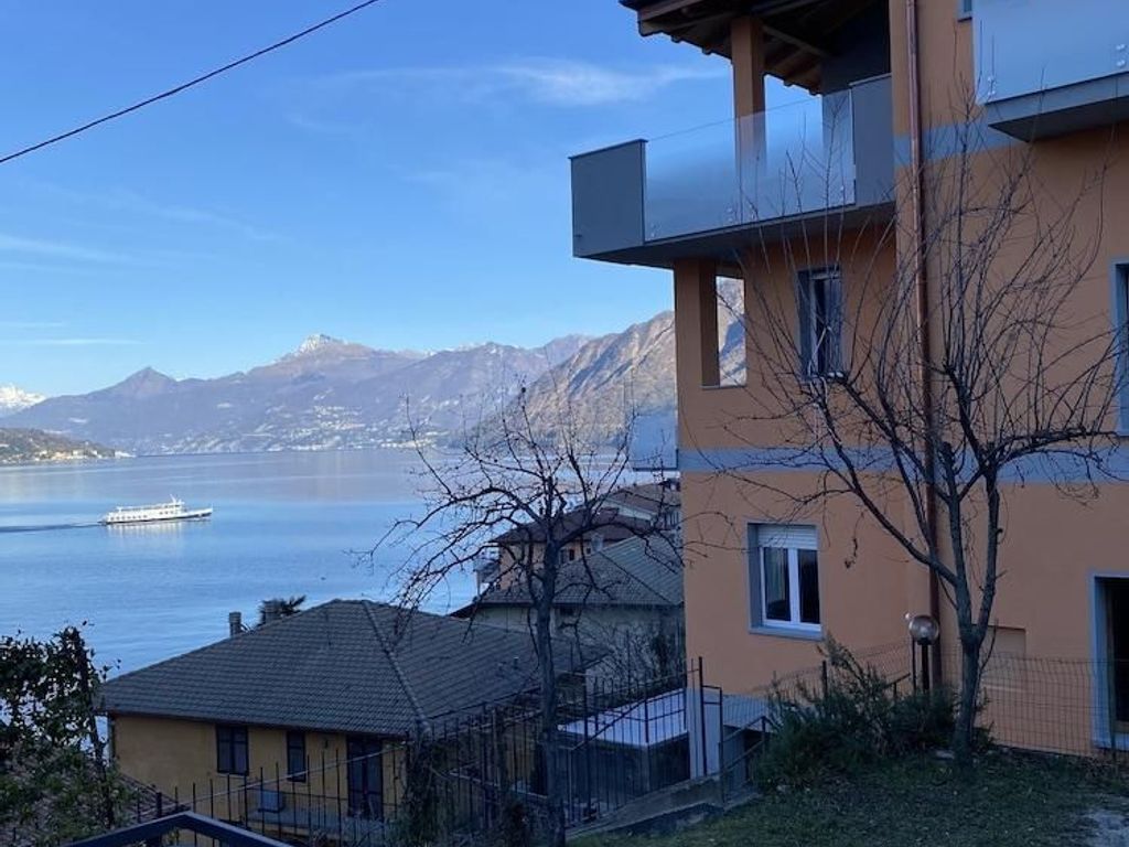 Sosta Sul Lago