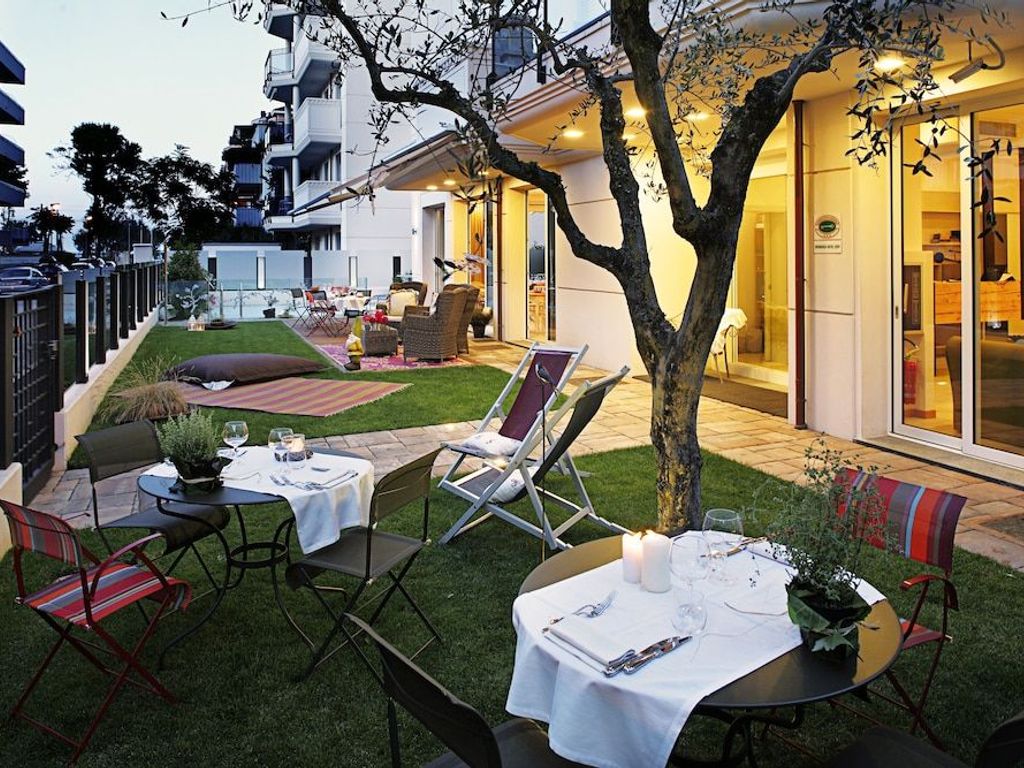 D-Place Hotel & Suite