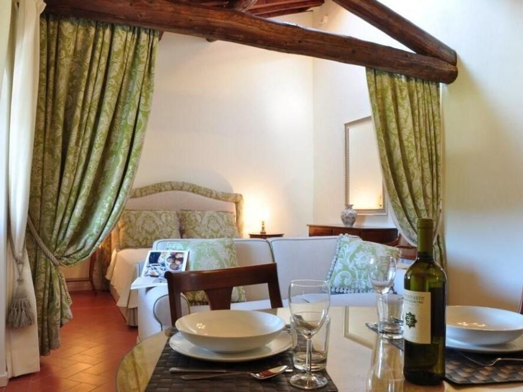 Florence View Apartments