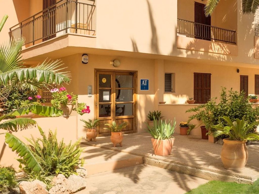 Apartamentos Alamos