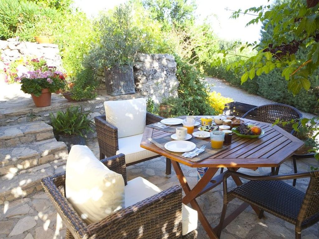 Abelos Villa
