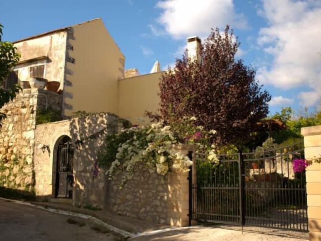 Abelos Villa