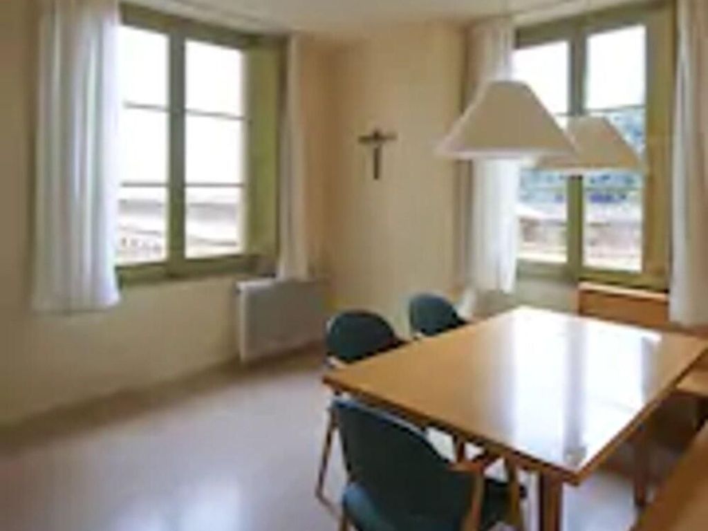 Apartamentos Montserrat Abat Marcet