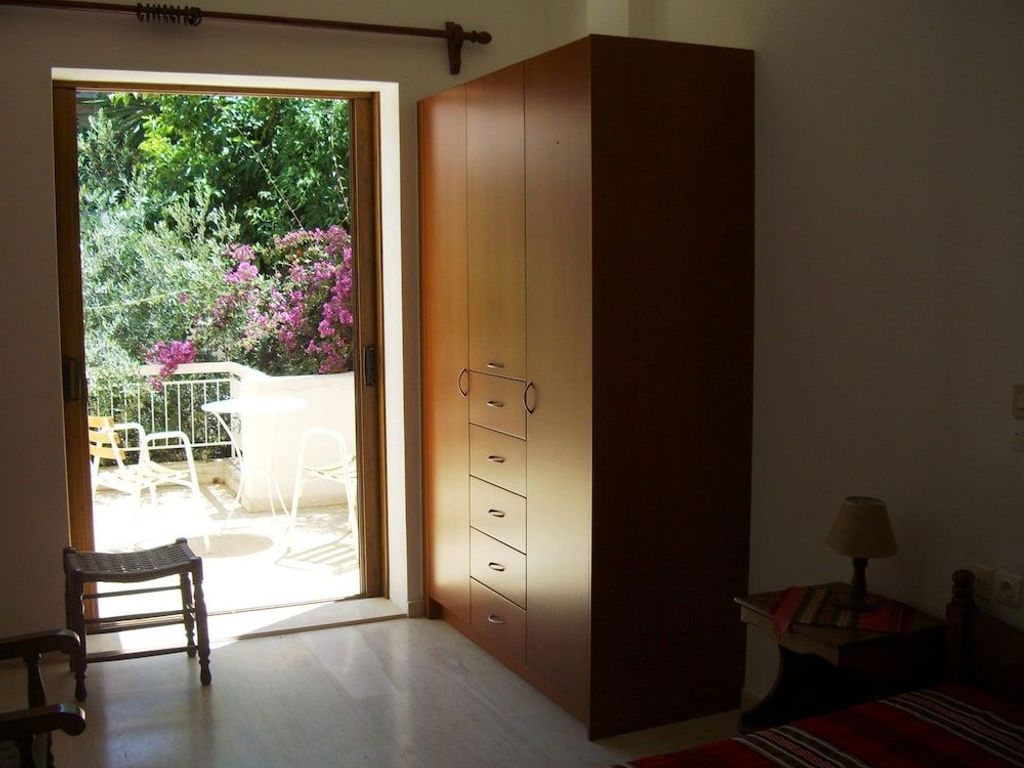 Melas Apartments